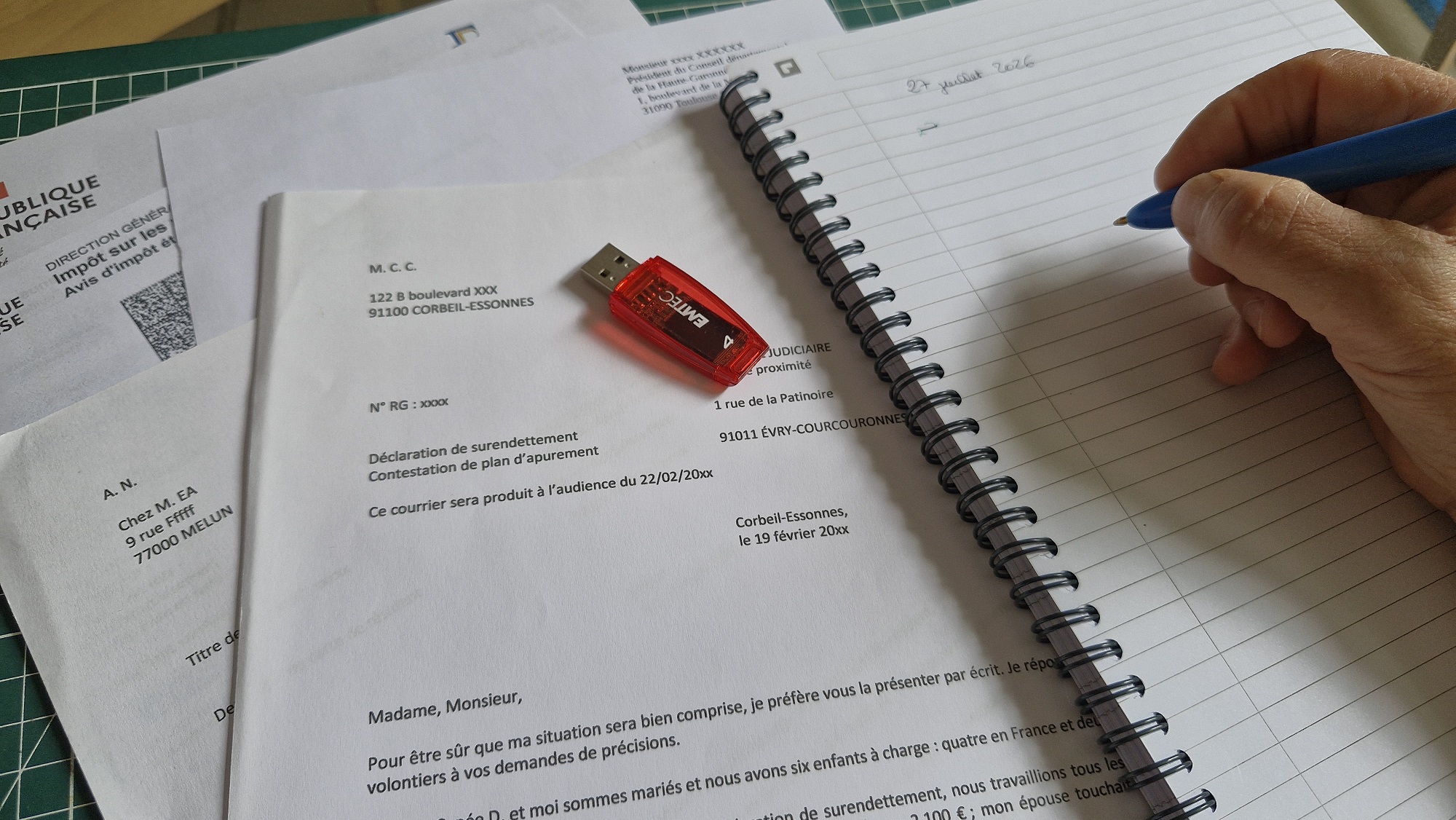 Courriers et documents administratifs